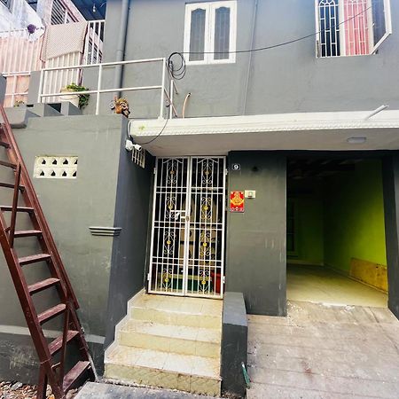 Hostel Kuruku Santhu Colive Pondicherry Exterior foto